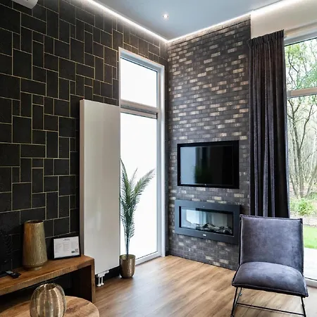 Elegant Country Chalet In Guelders Feriehus